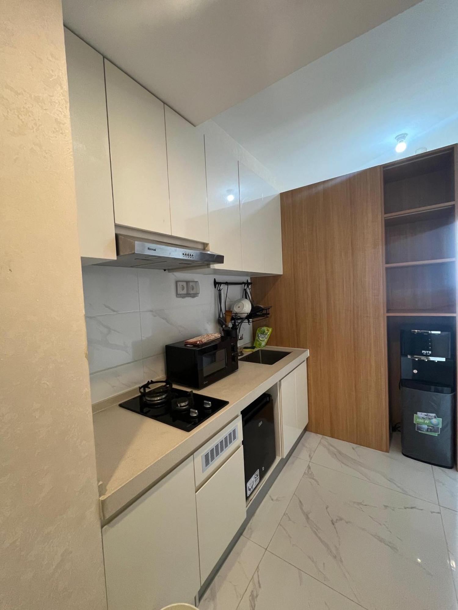 Stay N Cozy Apartemen Sky House Bsd By Sm Room Samporo Dış mekan fotoğraf