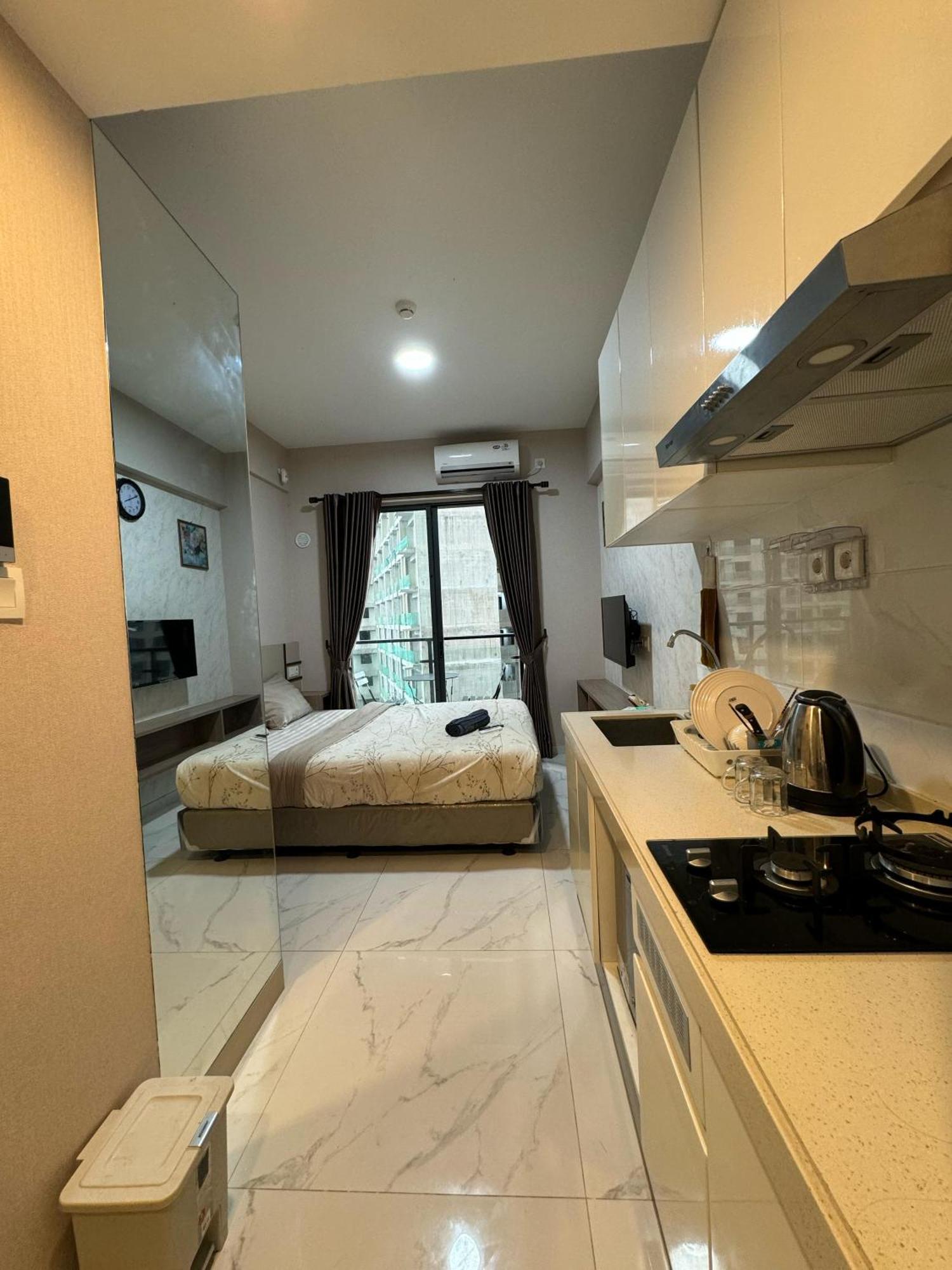 Stay N Cozy Apartemen Sky House Bsd By Sm Room Samporo Dış mekan fotoğraf