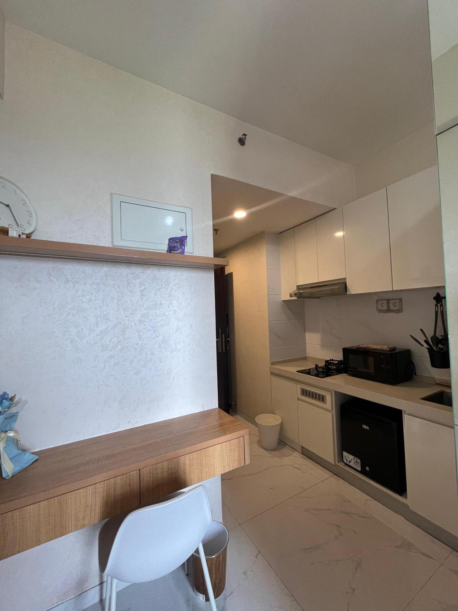 Stay N Cozy Apartemen Sky House Bsd By Sm Room Samporo Dış mekan fotoğraf